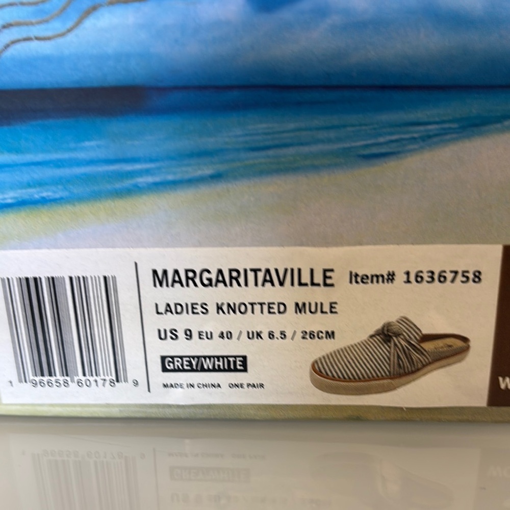 Margaritaville Grey and White Knotted Mules